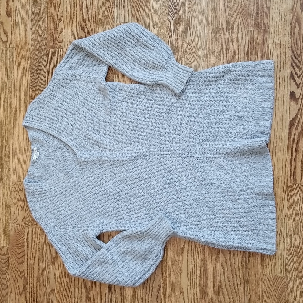 (M) American Eagle Outfitters Cozy Knit Long V Neck Sweater Cottagecore Warm